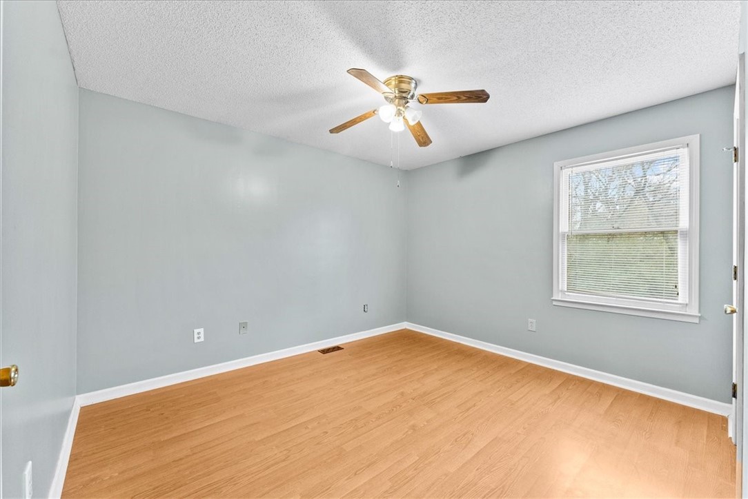 135 Earls Mill Road Seneca, SC 29678 - Photo 23 of 37