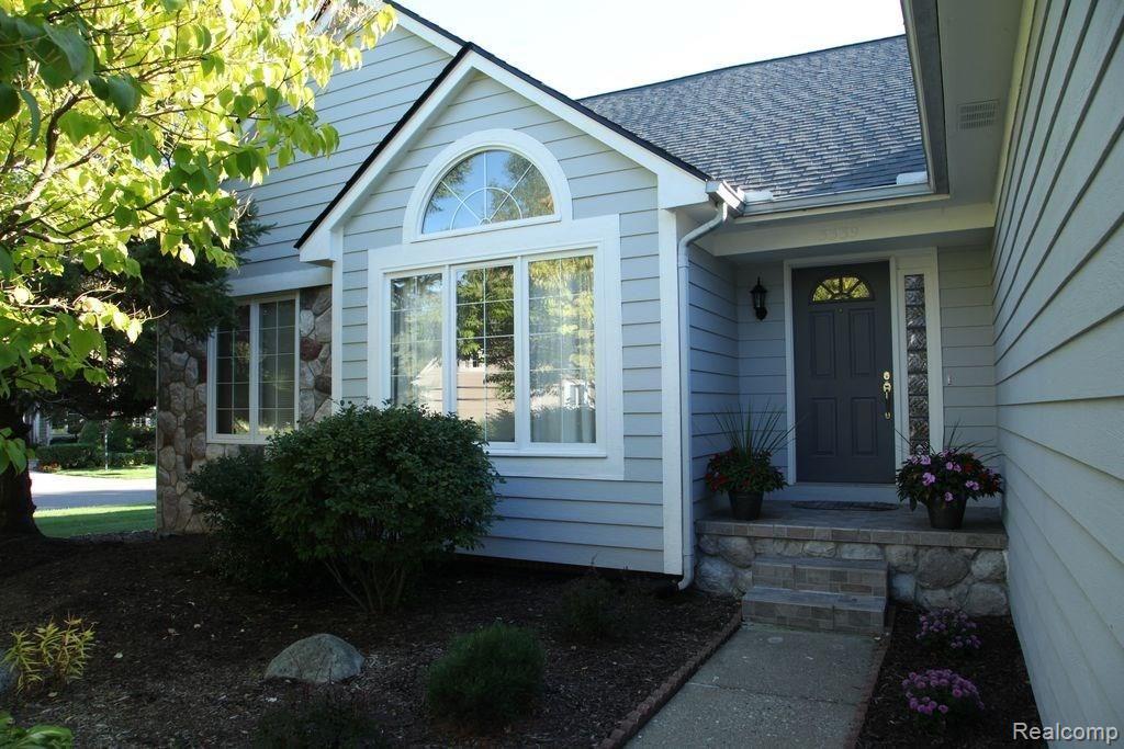 3339 Henley Court Rochester Hills, MI 48309 - Photo 1 of 31