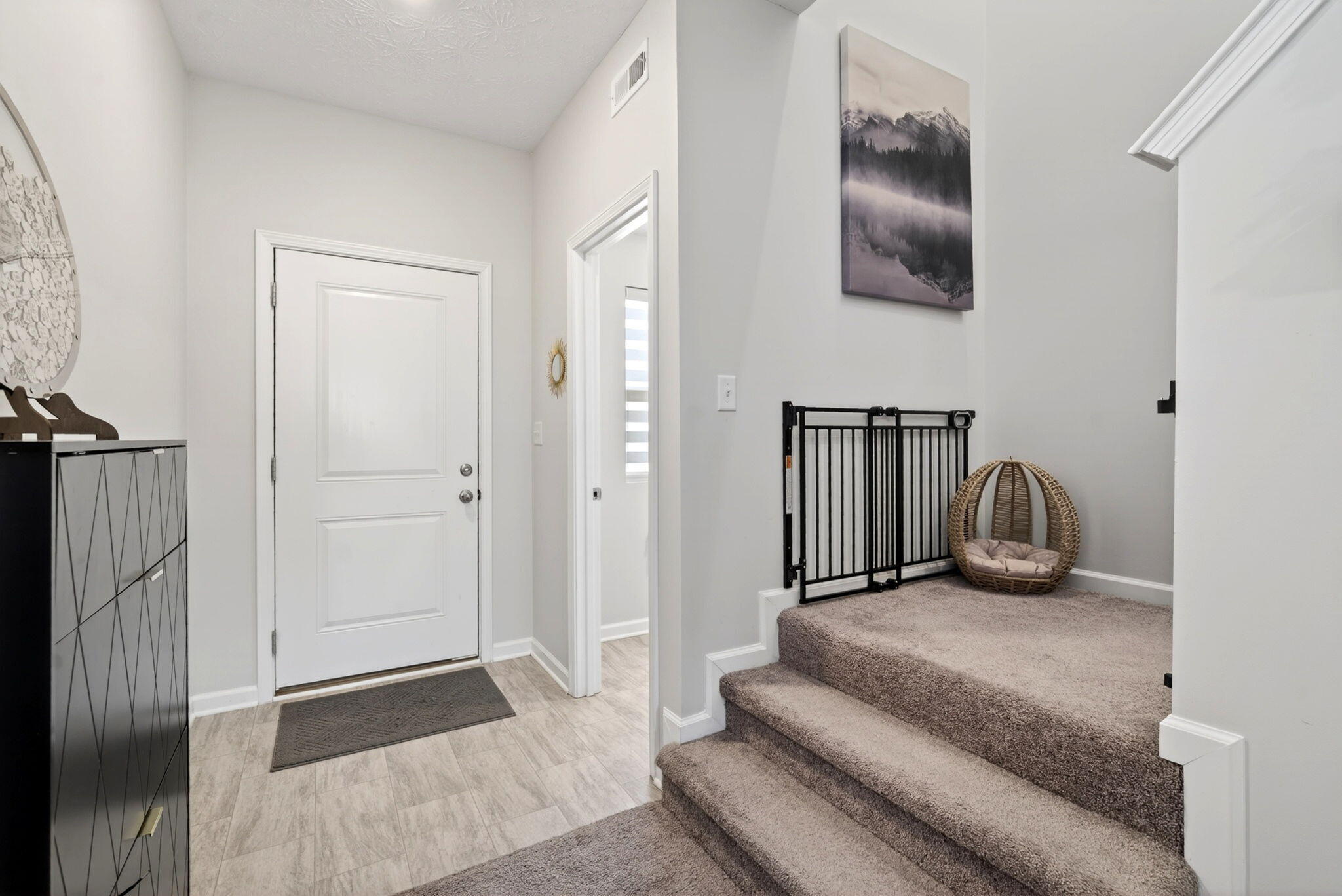 5195 Burton Drive Springfield, OH 45503 - Photo 6 of 44 6-web-or-mls-5195-burton-dr