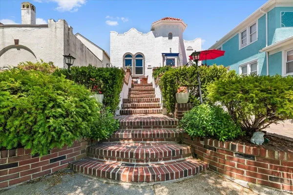 $1,299,999 | 323 East Walnut Street, Long Beach, NY 11561