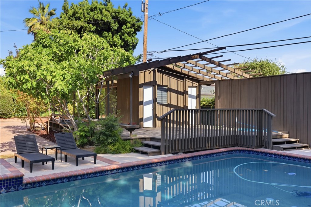 950 Hampton Road Arcadia, CA 91006 - Photo 29 of 35