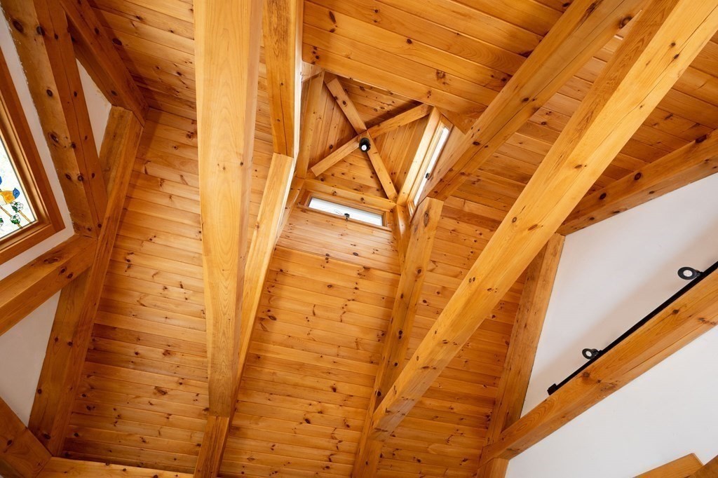 32 Old County Road Hingham, MA 02043 - Photo 4 of 38 a view of a pathway