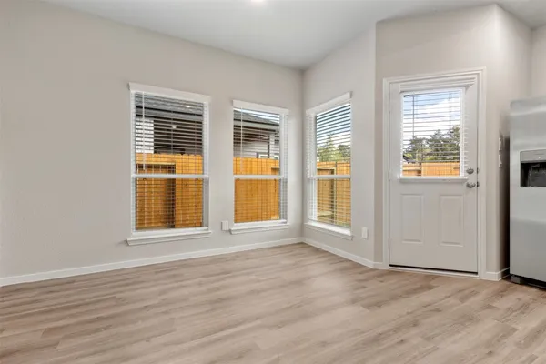 $1,950 | 27402 Axis Deer Trail, Magnolia, TX 77354