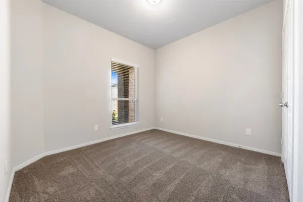 $1,950 | 27402 Axis Deer Trail, Magnolia, TX 77354