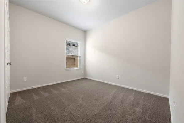 $1,950 | 27402 Axis Deer Trail, Magnolia, TX 77354