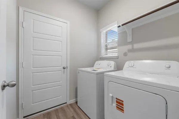 $1,950 | 27402 Axis Deer Trail, Magnolia, TX 77354