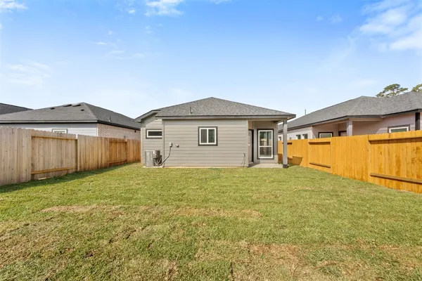 $1,950 | 27402 Axis Deer Trail, Magnolia, TX 77354