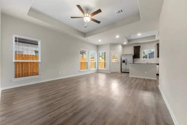 $1,950 | 27402 Axis Deer Trail, Magnolia, TX 77354