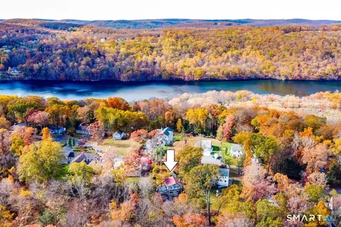 $225,000 | 11 Oak Road, New Milford, CT 06776