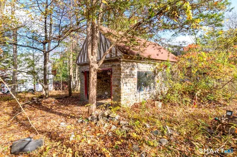 $225,000 | 11 Oak Road, New Milford, CT 06776