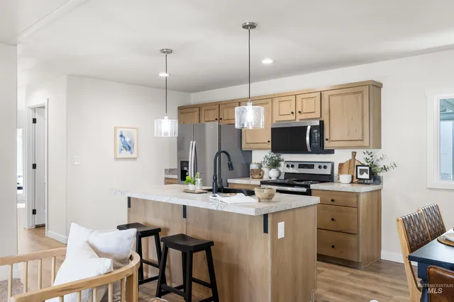 $199,000 | 208 East 44th Street, Unit 22, Garden City, ID 83714