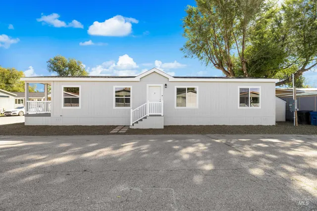 $199,000 | 208 East 44th Street, Unit 22, Garden City, ID 83714