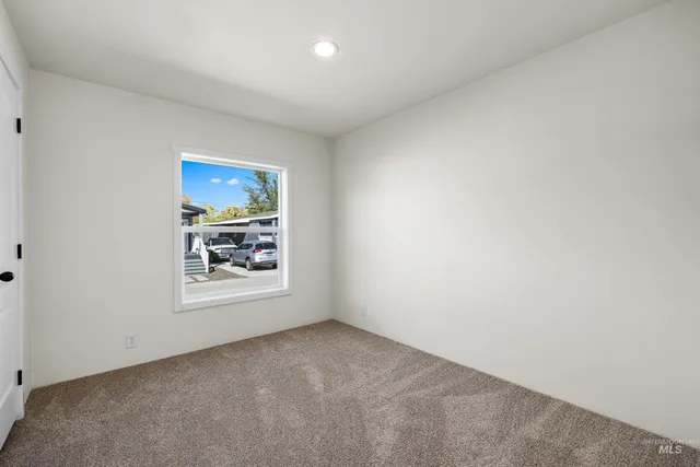 $199,000 | 208 East 44th Street, Unit 22, Garden City, ID 83714