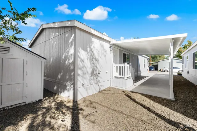 $199,000 | 208 East 44th Street, Unit 22, Garden City, ID 83714