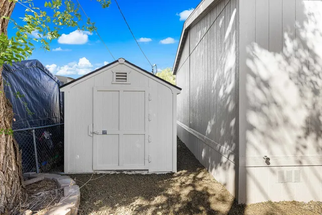 $199,000 | 208 East 44th Street, Unit 22, Garden City, ID 83714