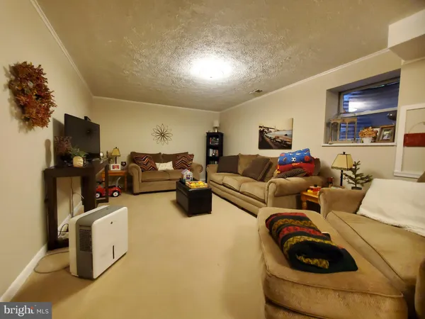 $3,550 | 8502 Lakinhurst Lane, Springfield, VA 22152