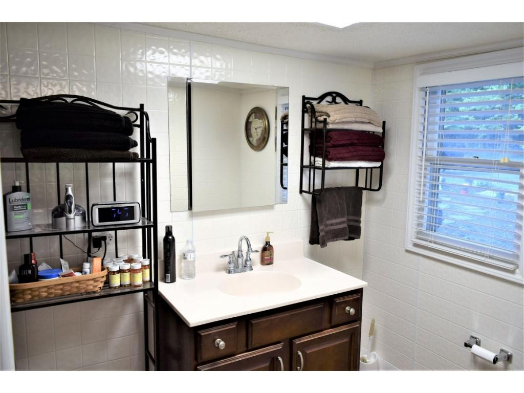 231 Deakins Road Jonesborough, TN 37659 - Photo 28 of 33 Photo 28