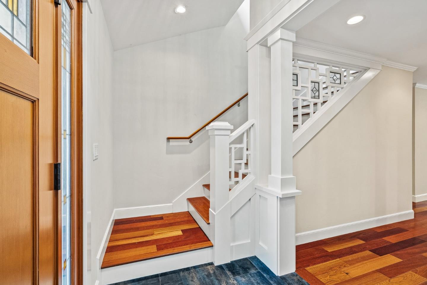 555 Risso Court Santa Cruz, CA 95062 - Photo 28 of 61 a view of entryway