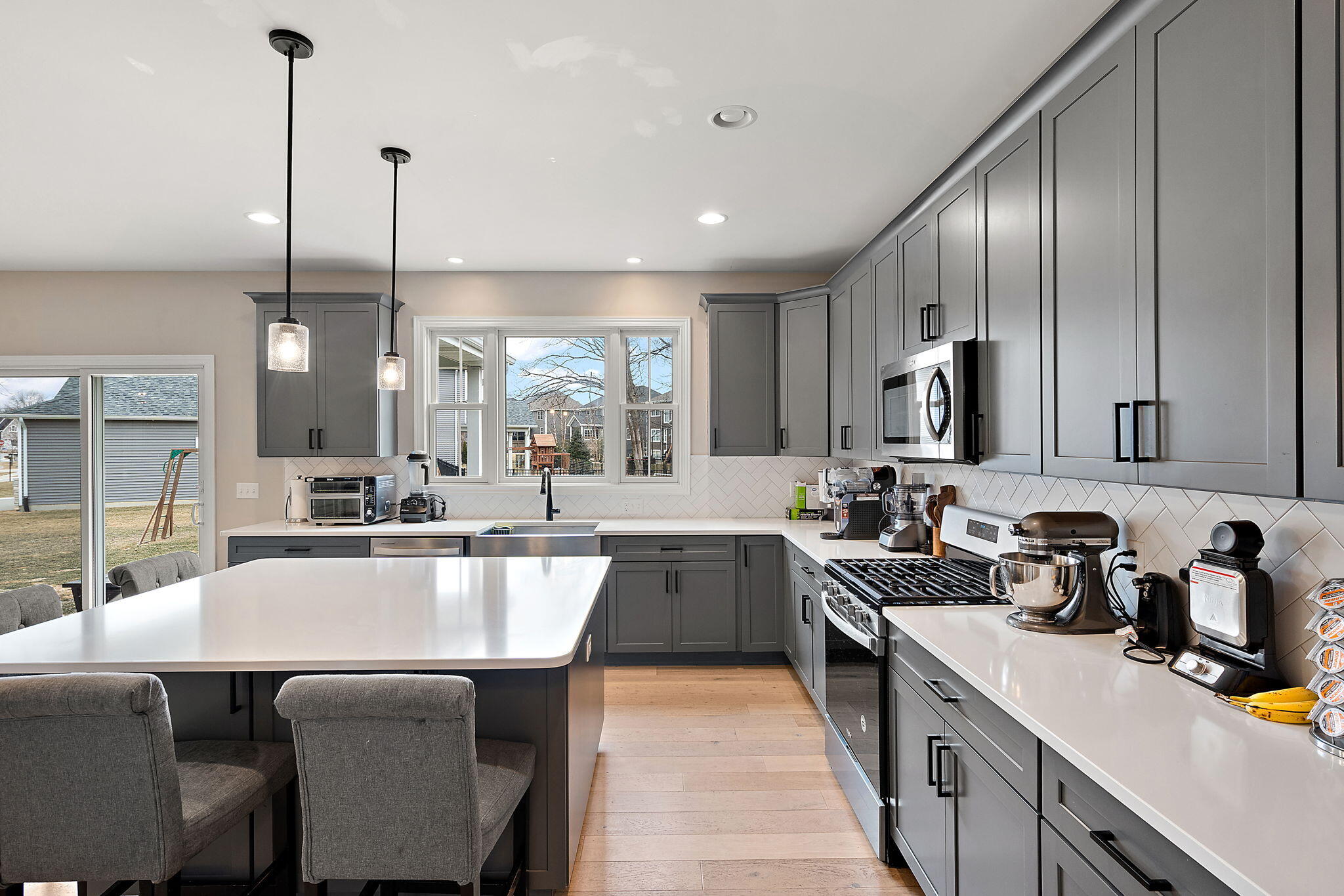 2062 Nolan Avenue Crown Point, IN 46307 - Photo 12 of 36 2048x1365