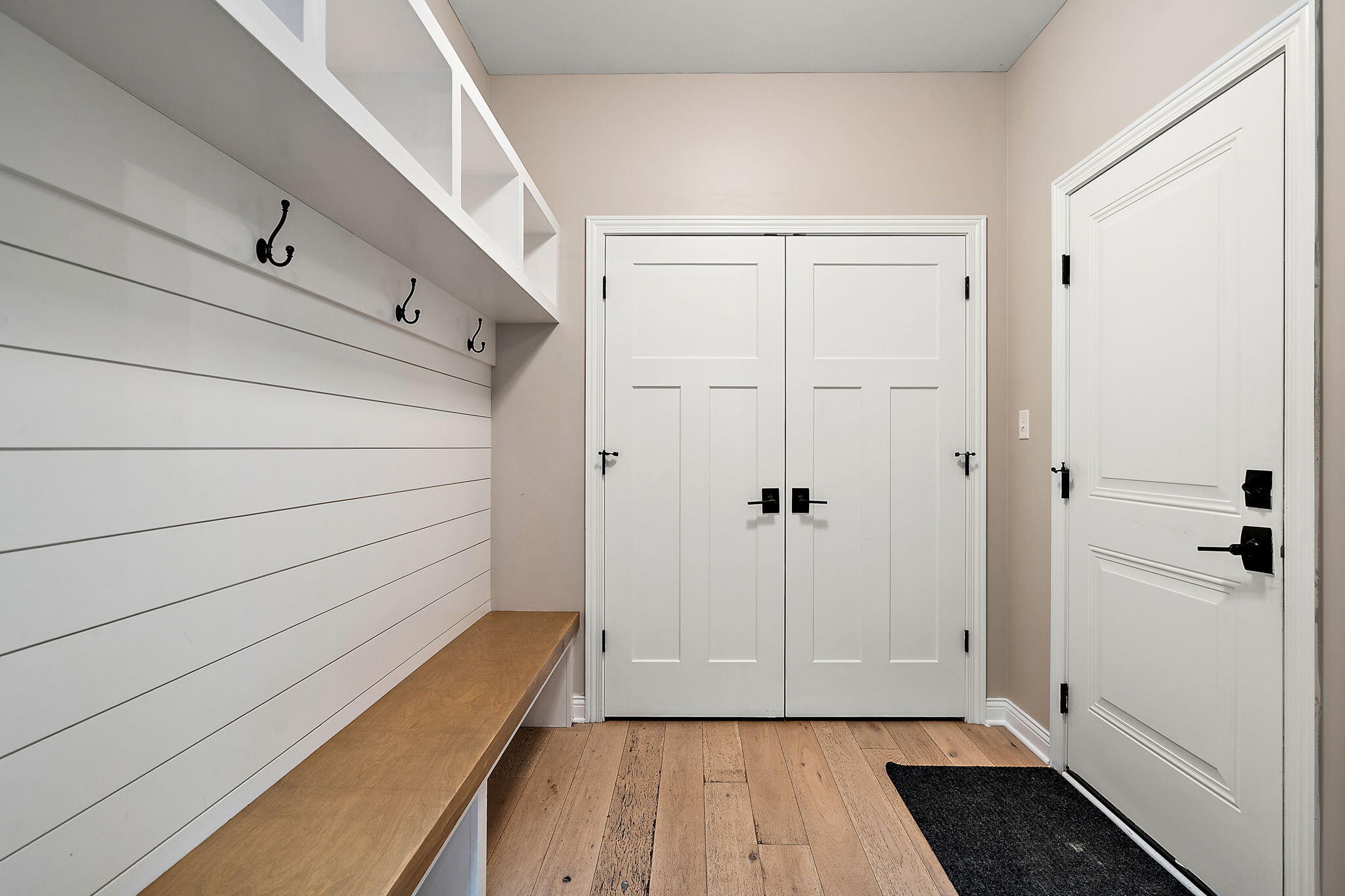 2062 Nolan Avenue Crown Point, IN 46307 - Photo 20 of 36 2048x1365