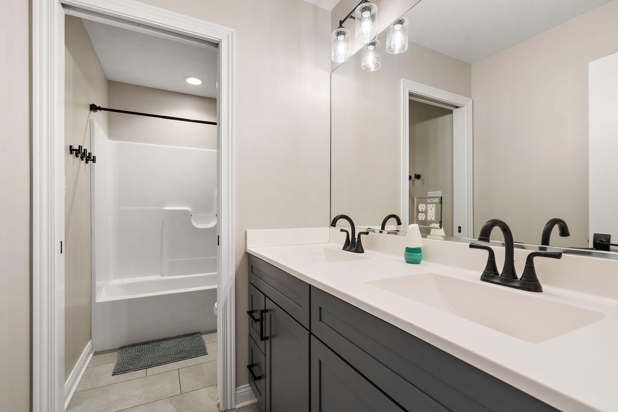 2062 Nolan Avenue Crown Point, IN 46307 - Photo 31 of 36 2048x1365