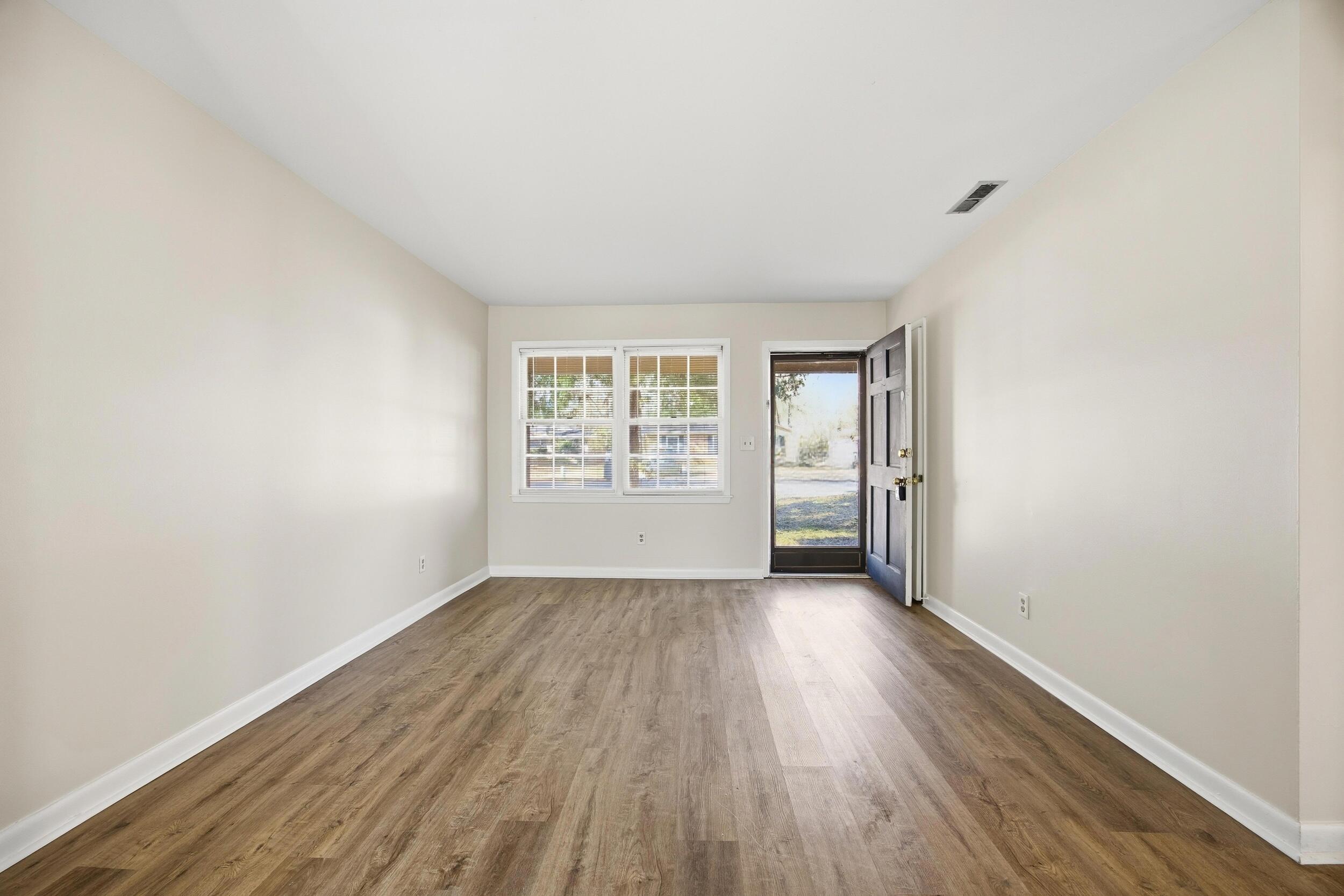 202 Elliott Drive Ladson, SC 29456 - Photo 3 of 21 Welcome Home!!!