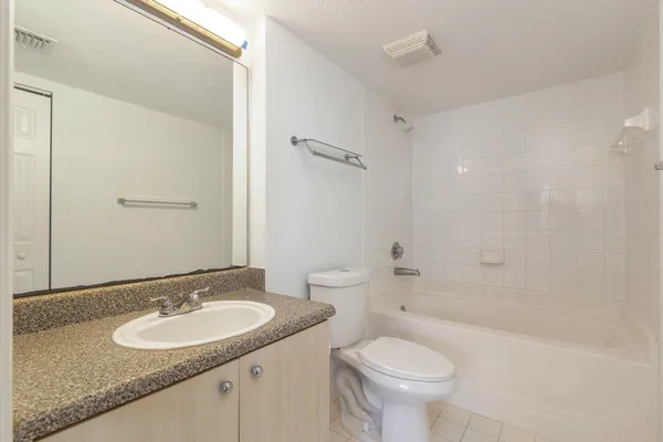 $3,250 | 1801 North Flagler Drive, Unit 803, West Palm Beach, FL 33407