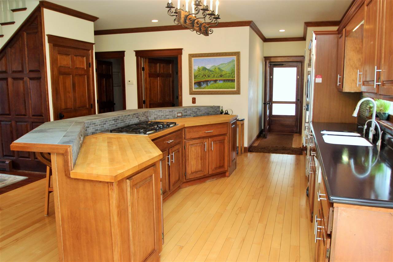 74 North Pinnacle Ridge Road Moretown, VT 05660 - Photo 10 of 37