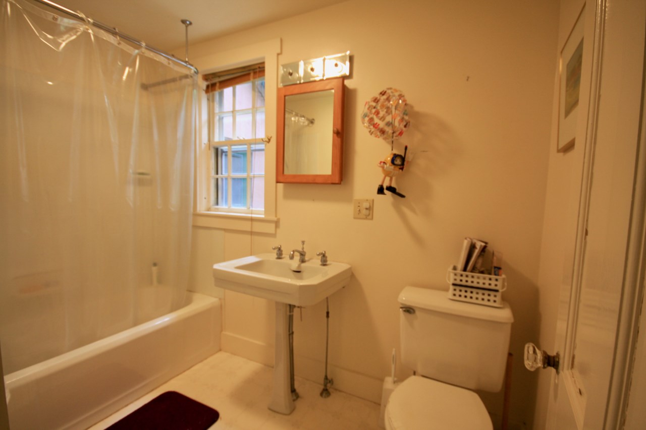 1143 Lakota Road Barnard, VT 05091 - Photo 15 of 27