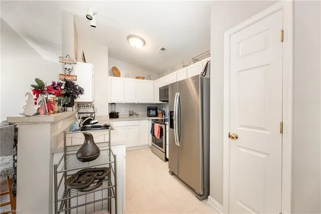 $164,900 | 3698 Cotswold Avenue, Greensboro, NC 27410