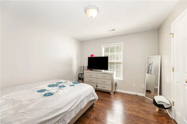 $164,900 | 3698 Cotswold Avenue, Greensboro, NC 27410