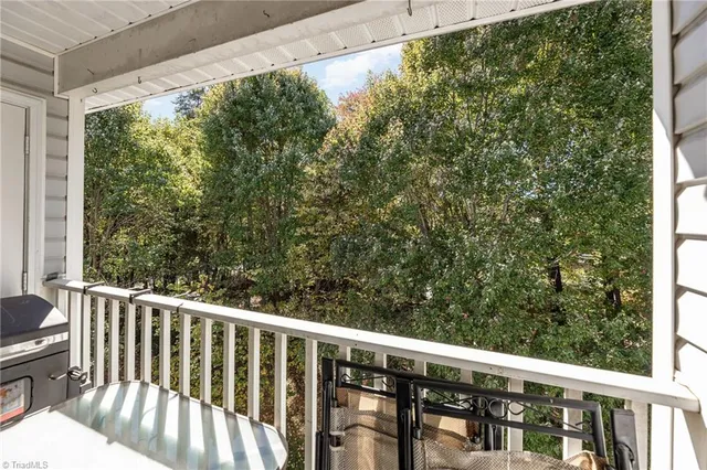 $164,900 | 3698 Cotswold Avenue, Greensboro, NC 27410