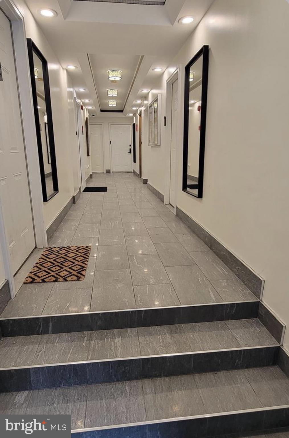 1125 12th Street Northwest, Unit 64 Washington, DC 20005 - Photo 27 of 42 a view of entryway