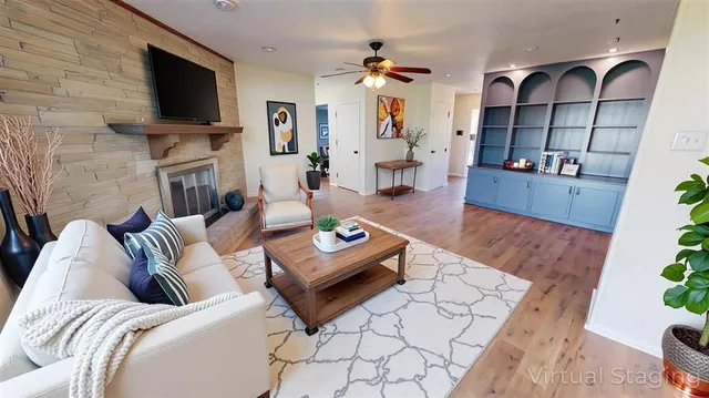 $259,900 | 1424 Rue Des Chene, Westlake, LA 70669