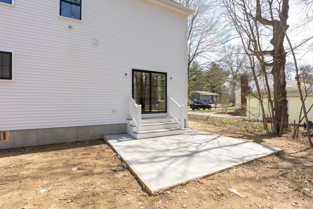 123 Center Street Raynham, MA 02767 - Photo 37 of 41