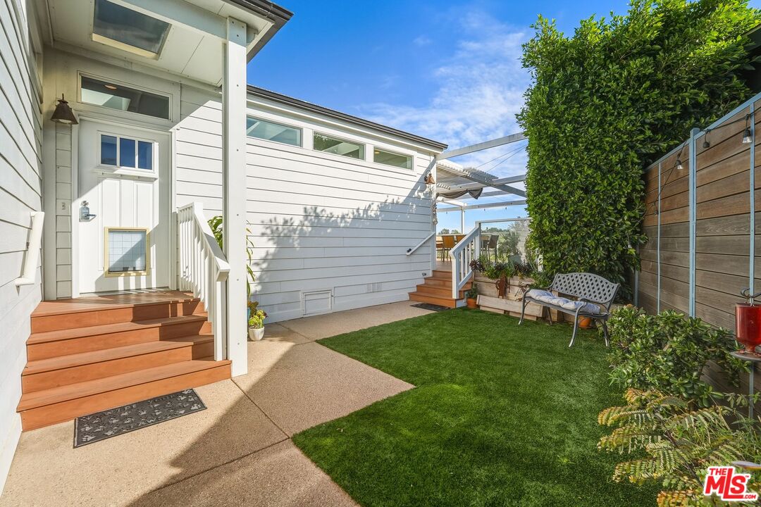 29500 Heathercliff Road, Unit 105 Malibu, CA 90265 - Photo 25 of 68
