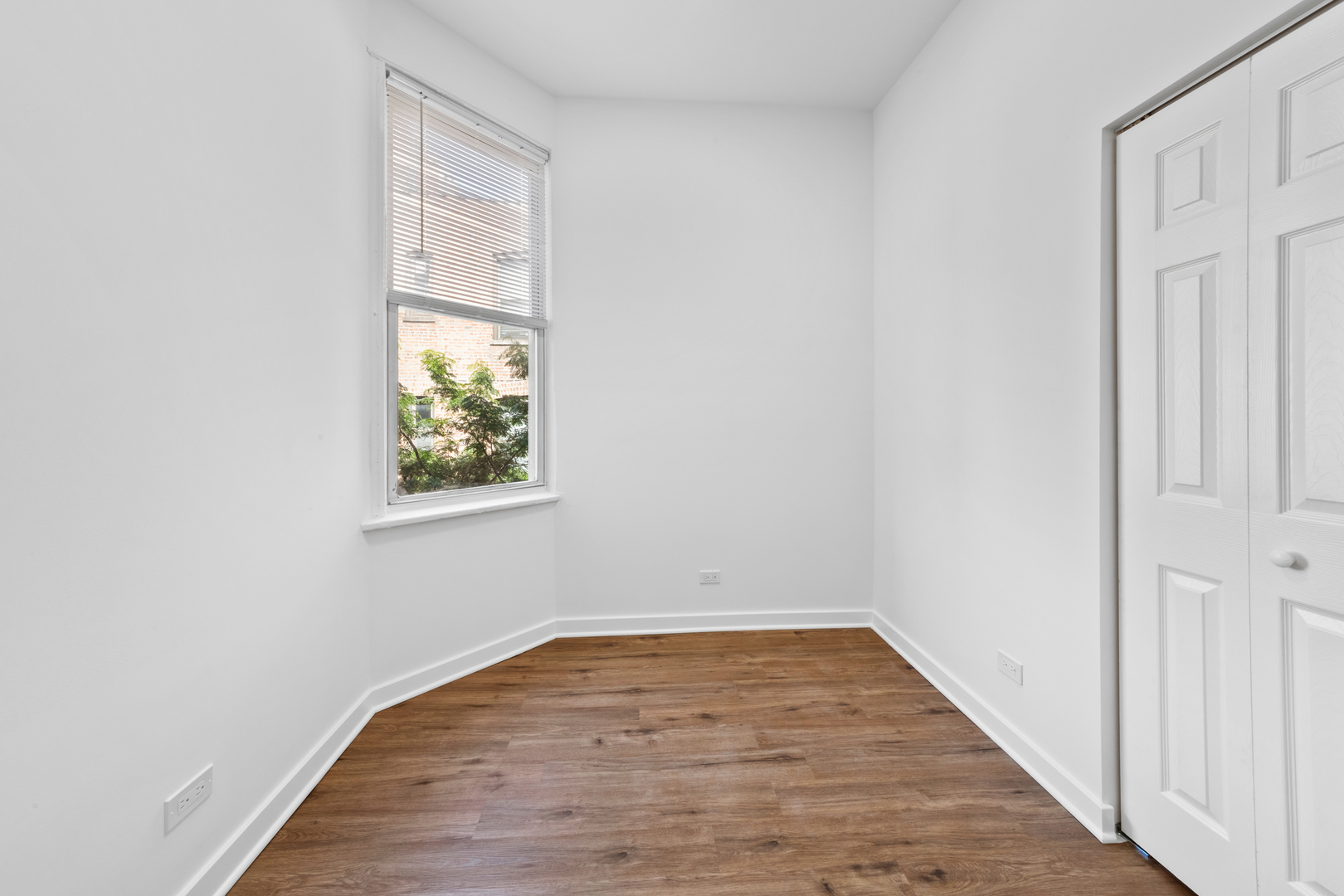 1349 West Taylor Street, Unit 2R Chicago, IL 60607 - Photo 6 of 10