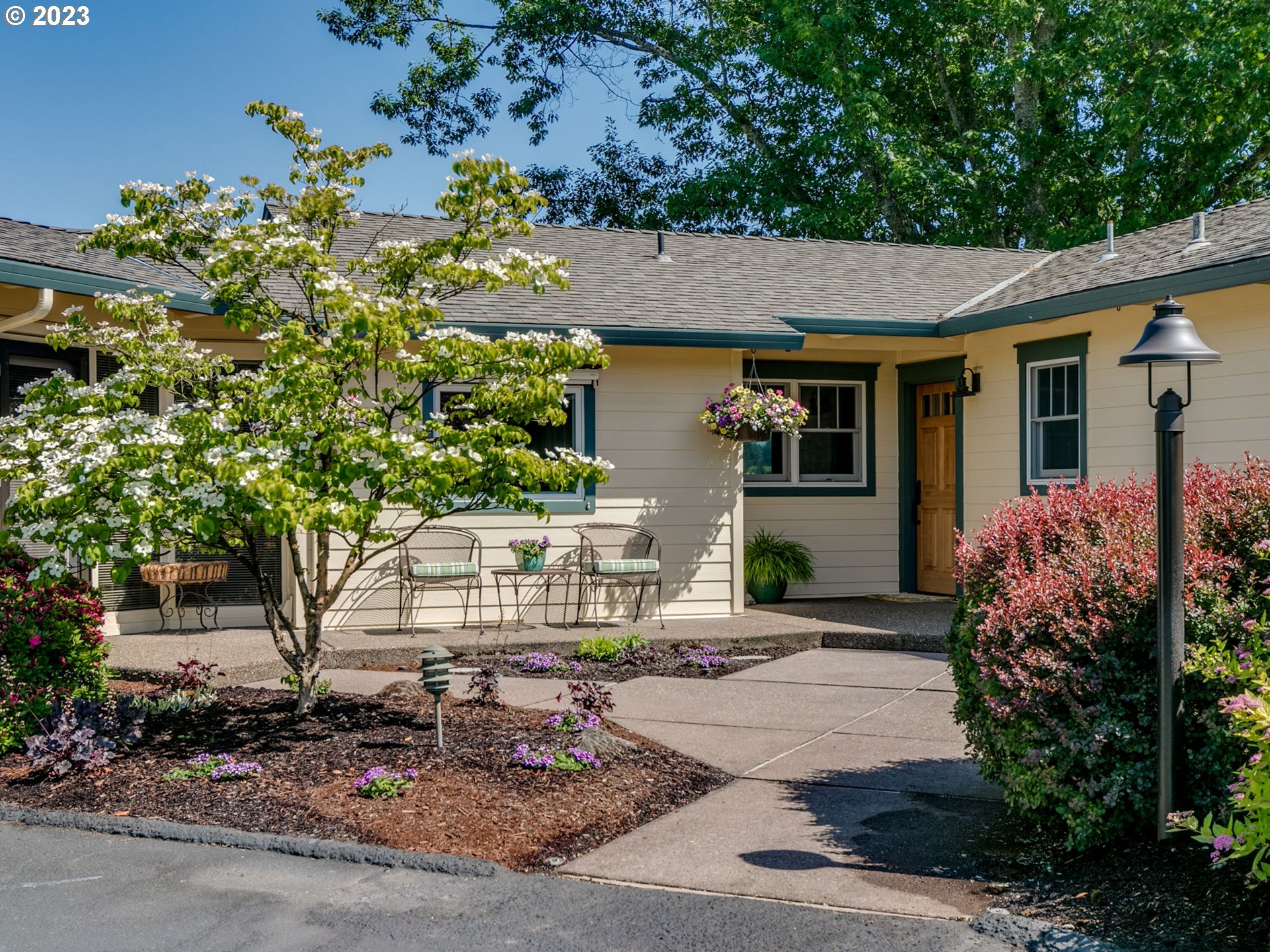 20466 South May Road Oregon City, OR 97045 - Photo 2 of 47 Gallery Image 2