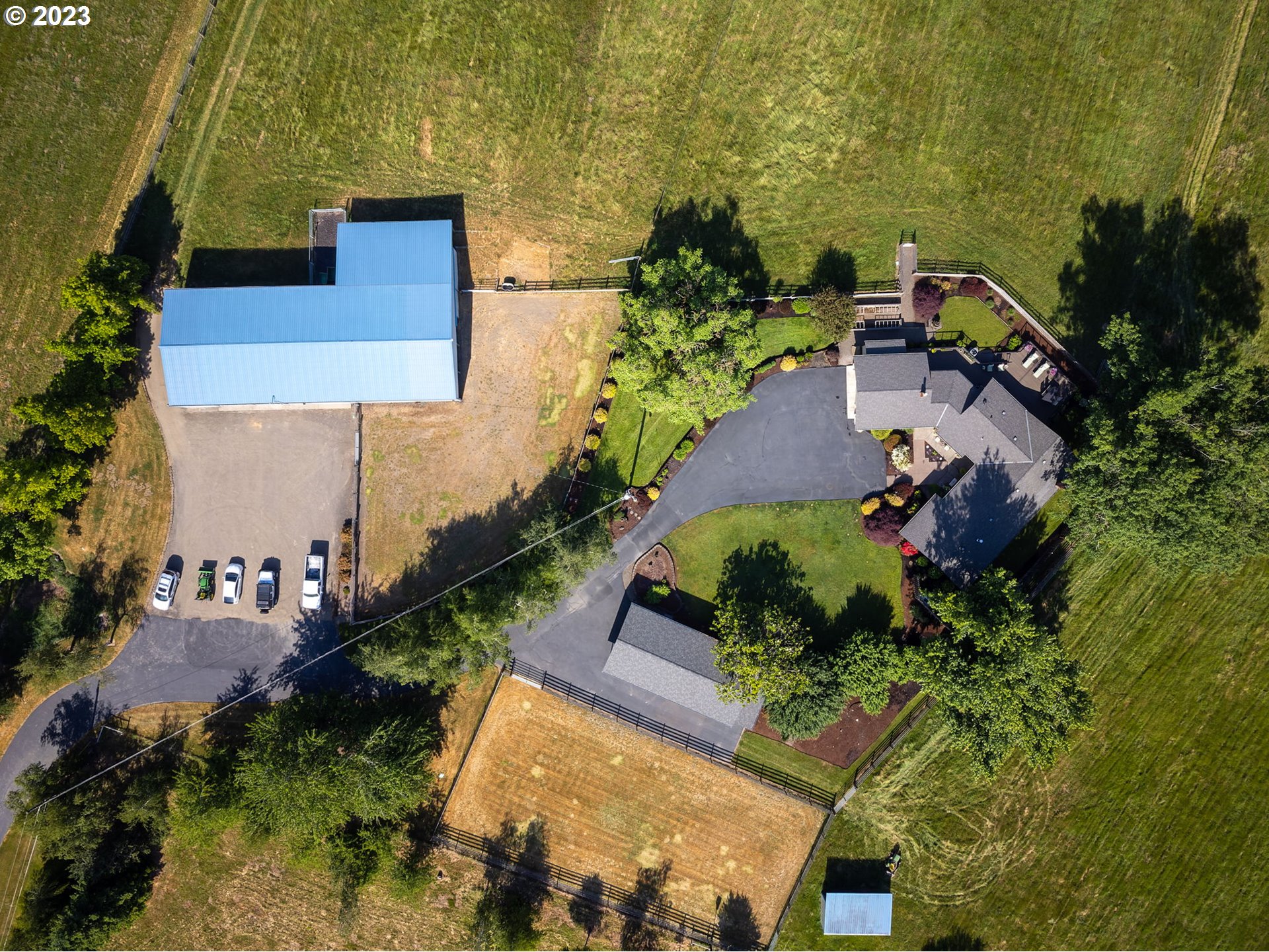 20466 South May Road Oregon City, OR 97045 - Photo 4 of 47 Gallery Image 4