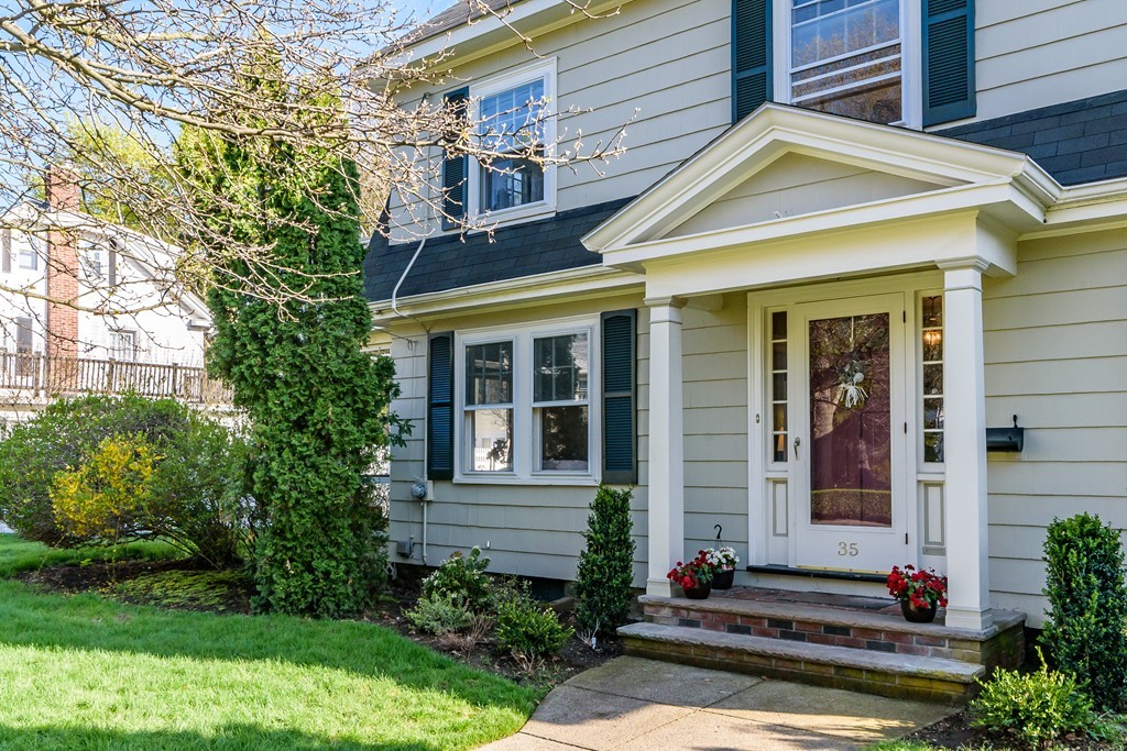 35 Bellevue Road Swampscott, MA 01907 - Photo 18 of 20 Gallery Image 18