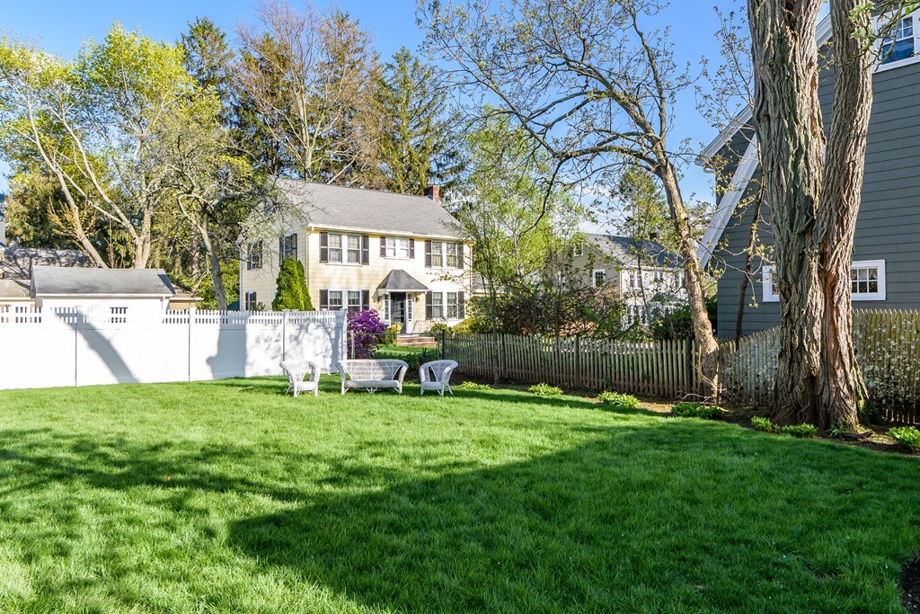 35 Bellevue Road Swampscott, MA 01907 - Photo 19 of 20 Gallery Image 19