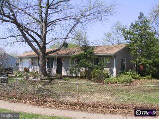 175 Idlewild Road Levittown, PA 19057 - Photo 1 of 1 Gallery Image 1