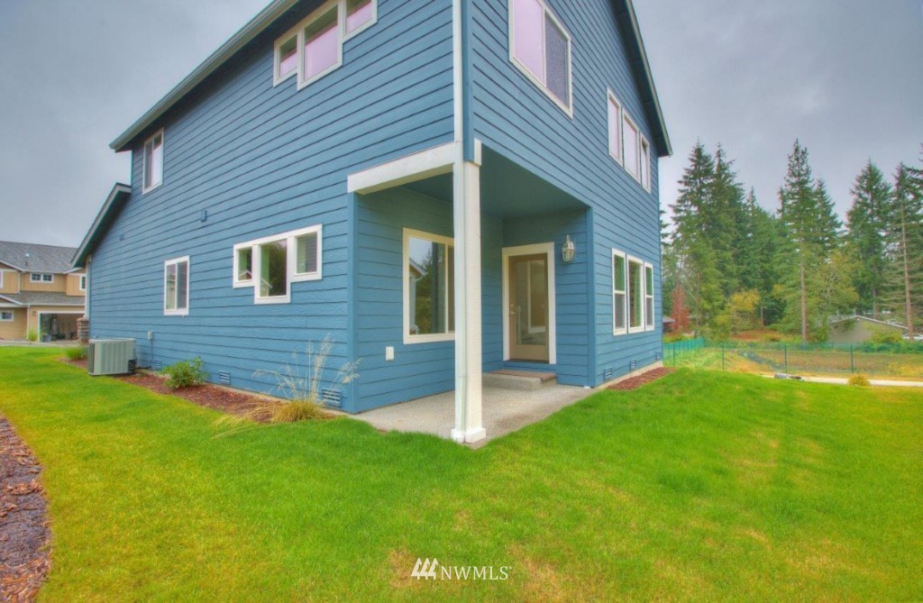 4264 Harris Road Southeast Port Orchard, WA 98366 - Photo 14 of 14 Gallery Image 14