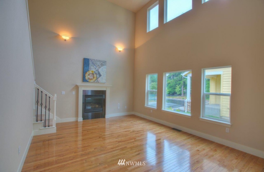 4264 Harris Road Southeast Port Orchard, WA 98366 - Photo 5 of 14 Gallery Image 5