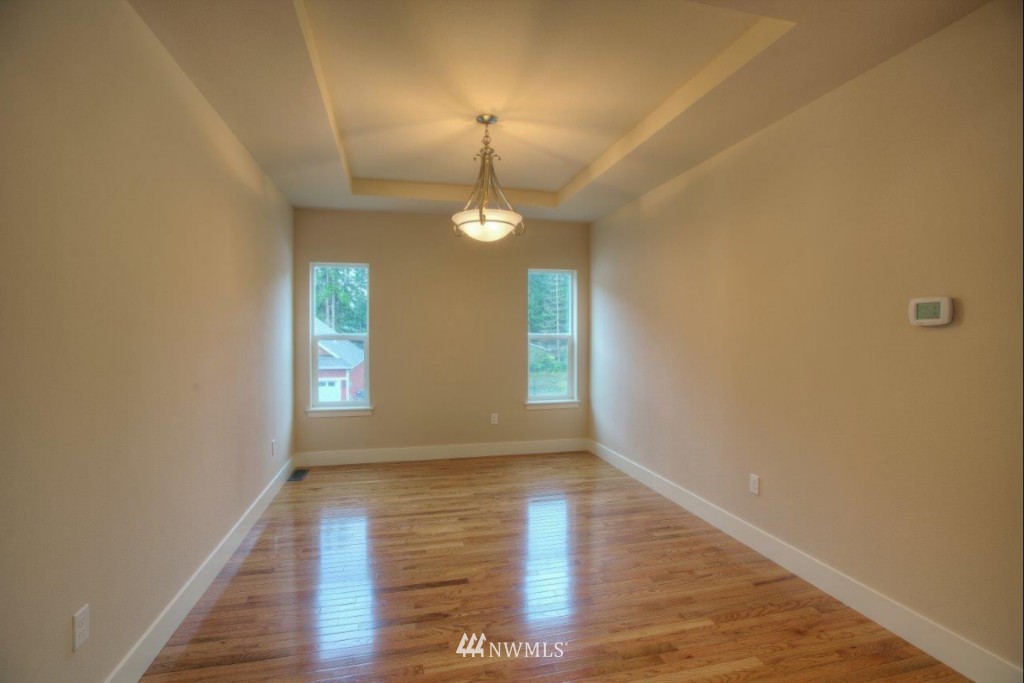 4264 Harris Road Southeast Port Orchard, WA 98366 - Photo 6 of 14 Gallery Image 6