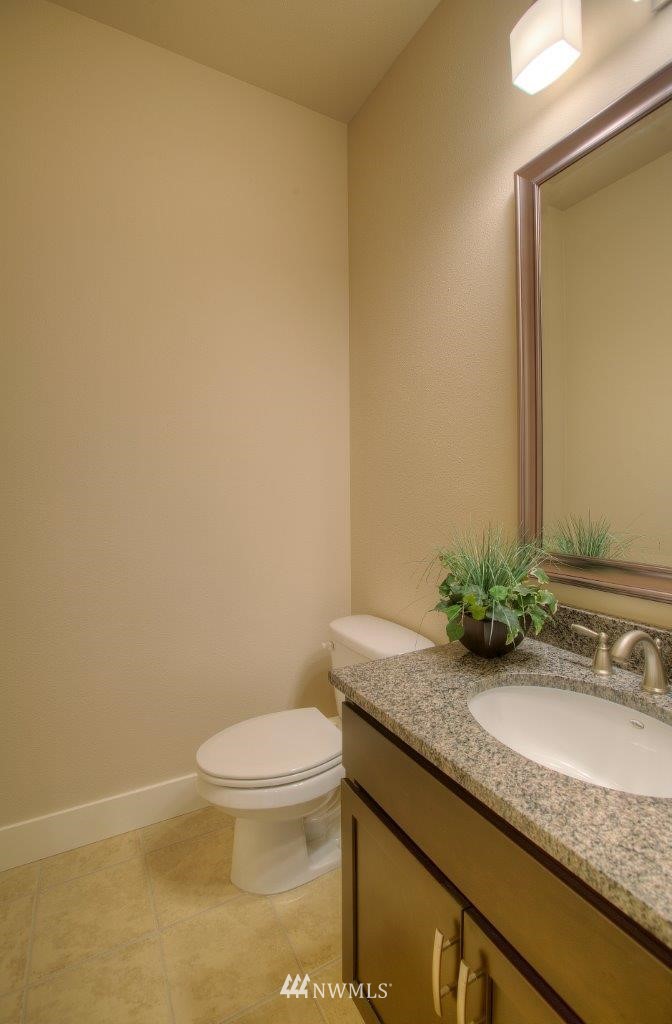 4264 Harris Road Southeast Port Orchard, WA 98366 - Photo 7 of 14 Gallery Image 7