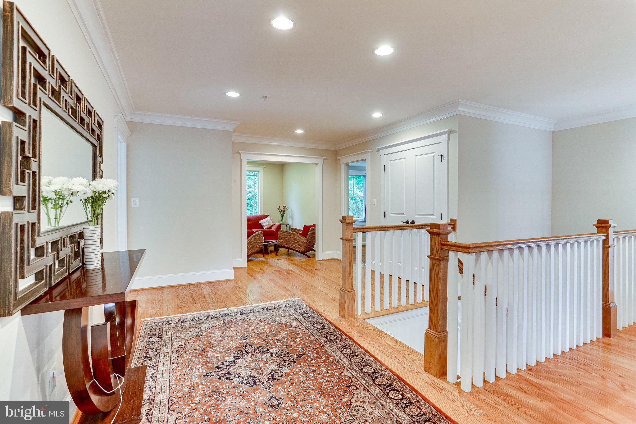 6109 Kirby Road Bethesda, MD 20817 - Photo 39 of 64 Upper landing