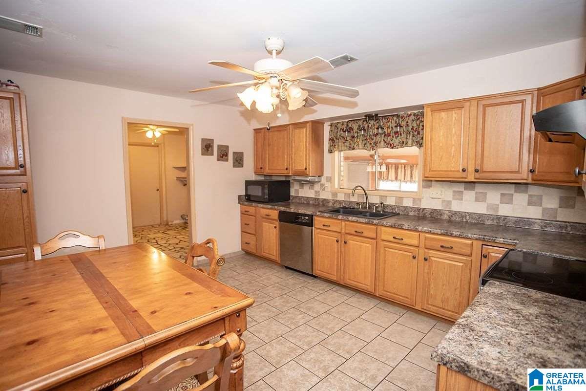 2031 18th Street Calera, AL 35040 - Photo 10 of 28