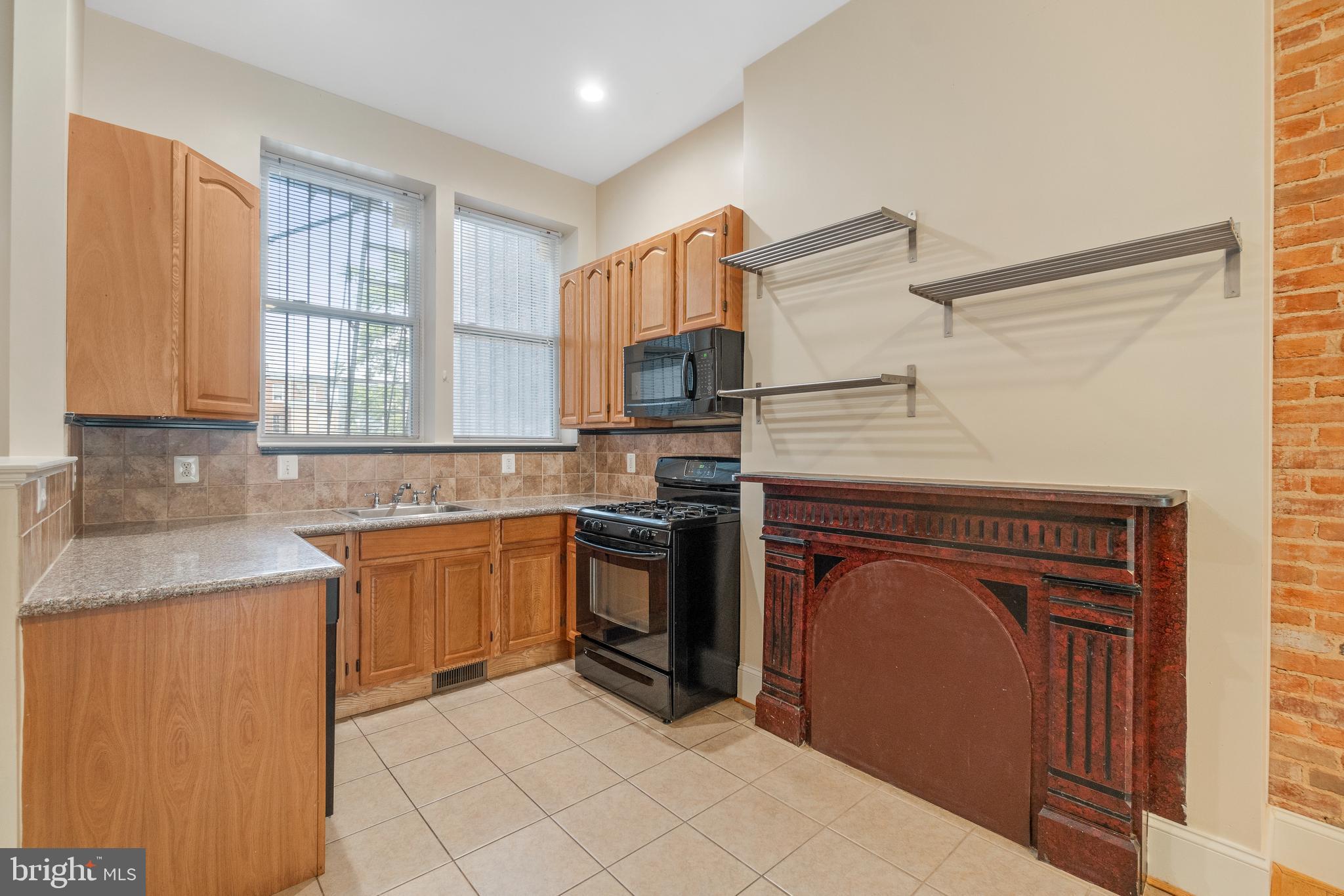 2209 Eutaw Place Baltimore, MD 21217 - Photo 8 of 67