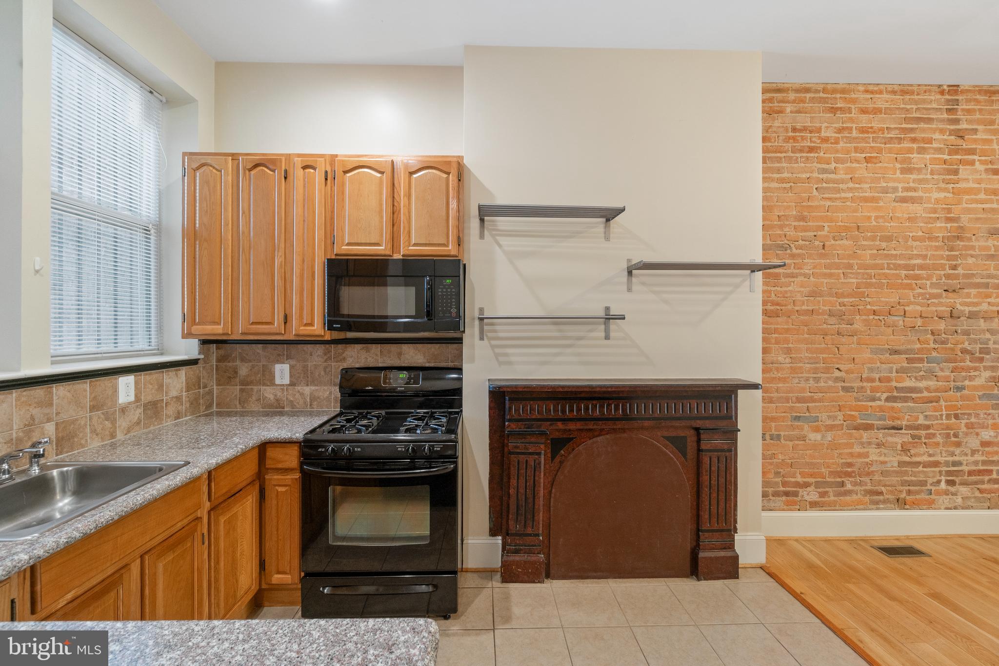 2209 Eutaw Place Baltimore, MD 21217 - Photo 10 of 67